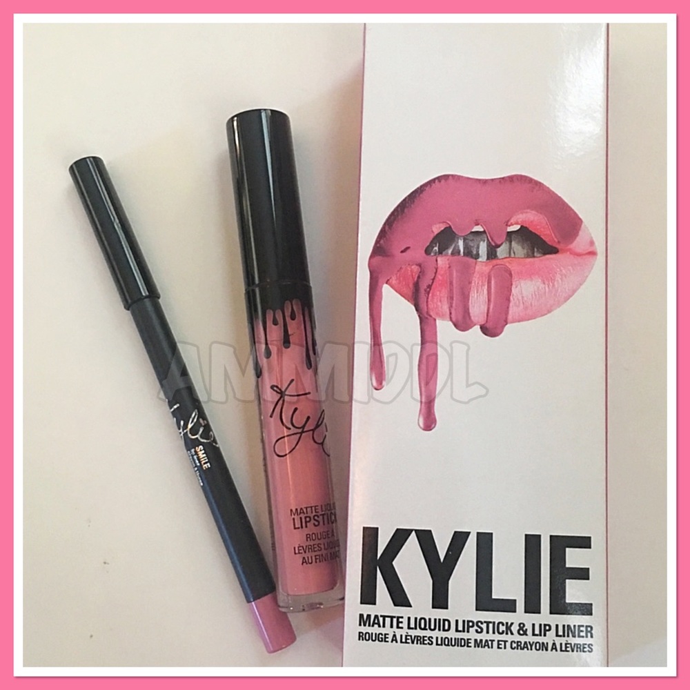 BUNDLE FOR MY2PITBULLS-2 🆕KYLIE SMILE😀LIP KITS💋